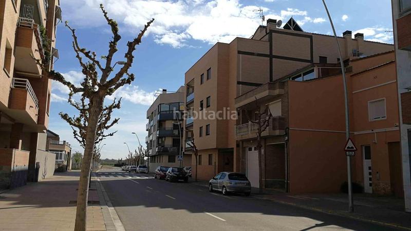 Foto a63f3129-14cb-4ff7-b40f-de8c21b4ed57. Parking coche garaje en Alcarràs