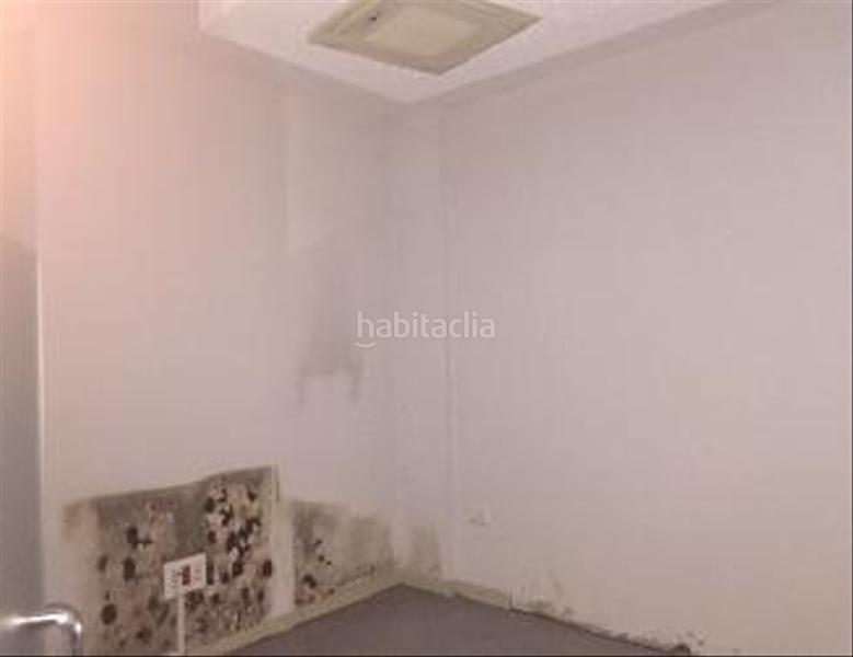 Foto 486bb4a0-38ff-4089-b11a-1be1ae0de134. Local comercial a Instituts-Universitat Lleida