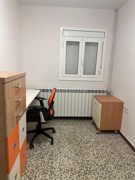 Foto 9d4a9a16-22cf-47a5-9a8c-a1fcffbd31d6. Alquiler piso  de alquiler para estudiantes en el centro en Lleida