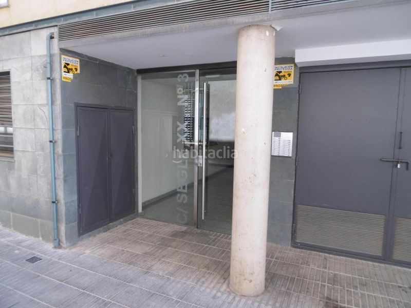 Foto 7abcf3c8-2426-439b-8a94-c24582589603. Local comercial a Tàrrega