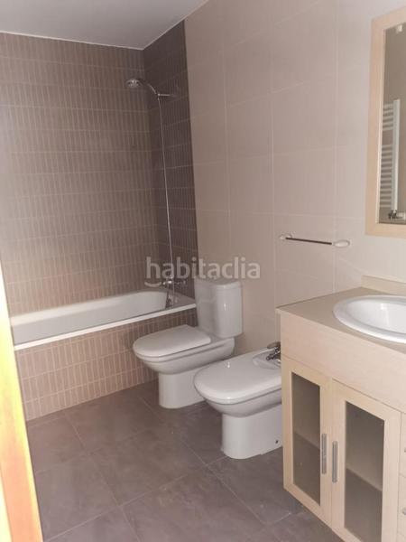 Foto da015df8-b984-494d-b29a-58ad0313337a. Alquiler piso  de alquiler en Alcarràs