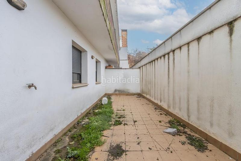 Foto 049f7872-35ba-47d5-8be6-c98ec822a585. Planta baixa amb aparcament a Linyola