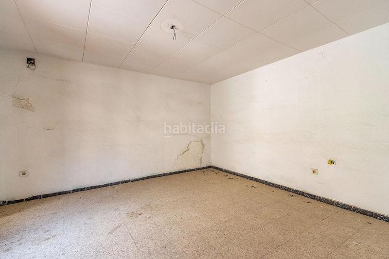 Foto 571077a3-be8c-4c7c-9745-74ae7a724d77. Edificio  en Mariola Lleida