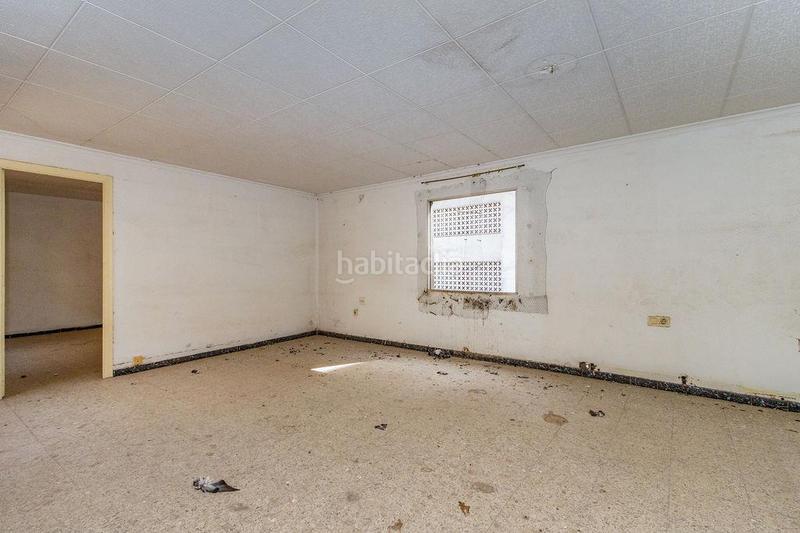 Foto f8310b89-f299-4ad3-bda9-2f9343fee618. Edificio  en Mariola Lleida