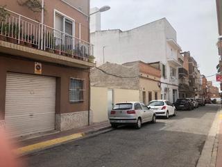 Terreny residencial  Carrer nostra senyora dels àngels. Solar en lleida