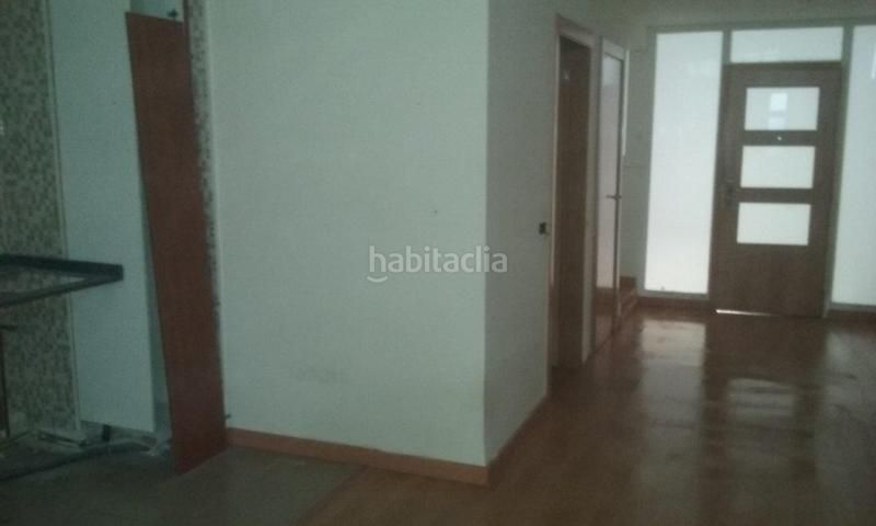 Foto 20a99167-a0d3-44e5-8149-2b7efee17275. Local comercial a Balàfia Lleida