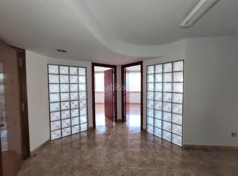 Foto 9dfd5bea-c0a4-48be-b6db-4443de2f6cd7. Local comercial a Cappont Lleida