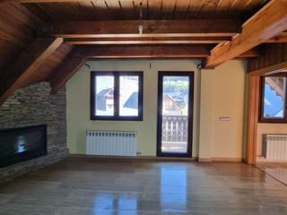 Pis  Carrèr laurens. Venta flaixsubasta  piso en les