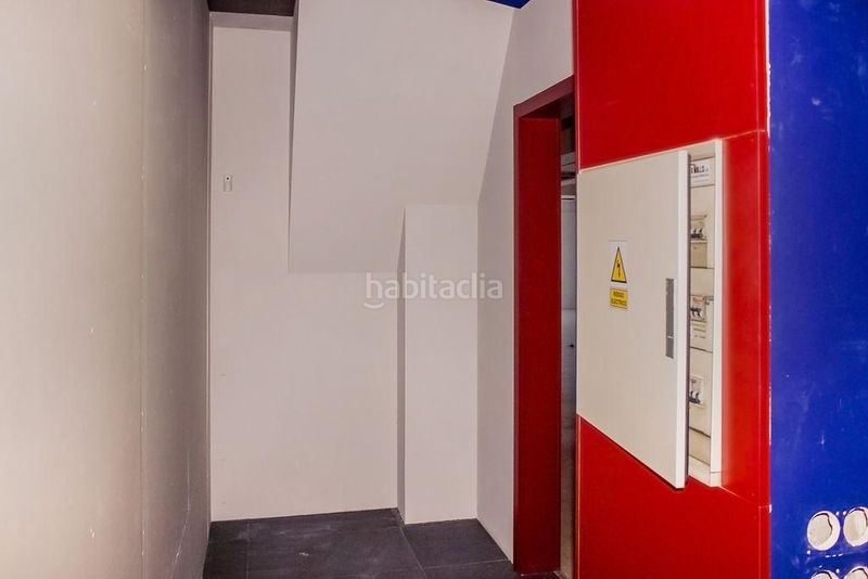 Foto ac15884f-054e-4106-b650-9eff14bff609. Local comercial a Príncep de Viana-Clot-Xalets Humbert Torres Lleida