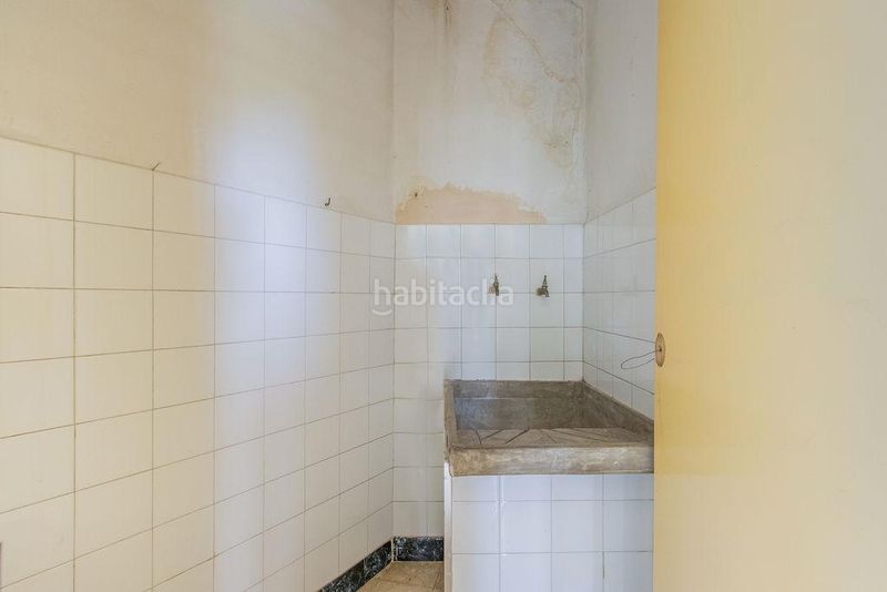 Foto 92734020-3222-49ea-9bd7-6a437bbf4dbe. Casa amb aparcament a Llardecans