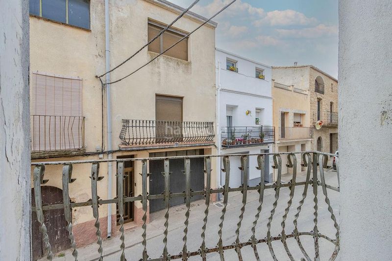 Foto dd8c7fbc-31ae-47ad-aaf0-d899657df3c6. Casa amb aparcament a Llardecans