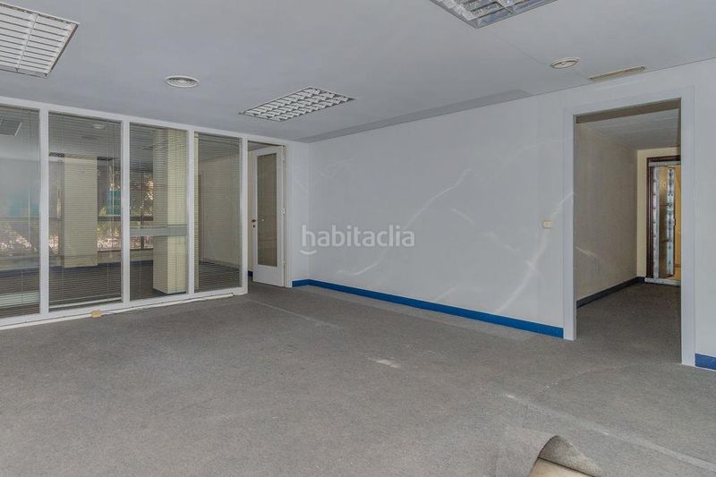 Foto ccde7742-f69e-4340-8466-7fcd9da50bf9. Local comercial a Centre Històric Lleida