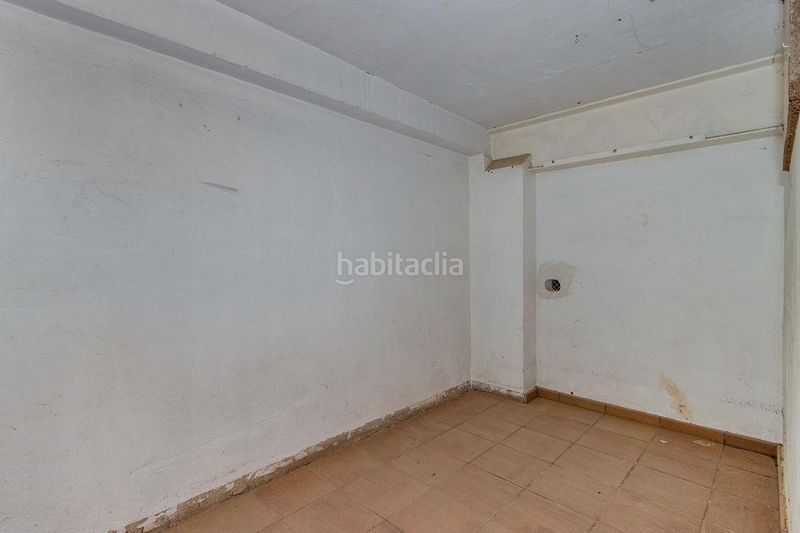 Foto cf4ac4a5-b752-46d0-9737-bc2b9ea8f539. Casa amb aparcament a Almacelles