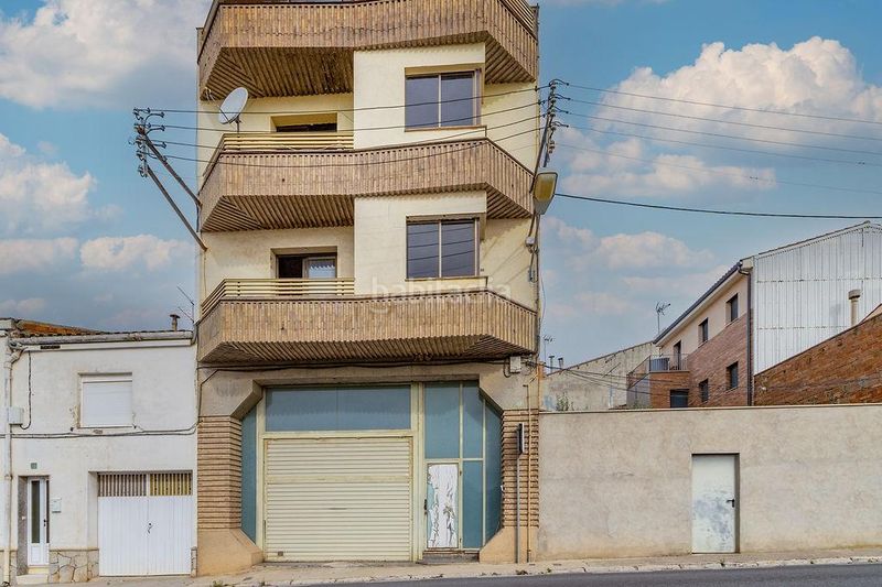 Foto d3a84295-2d0b-47f6-95bc-de7fba43cd03. Casa amb aparcament a Almacelles