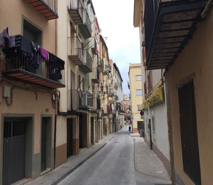 Foto b5b7496d-9e50-47f6-b457-be71118a4bd4. Pis a Balaguer