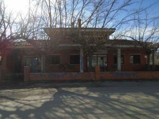 House  Camí del riu. Casachalet en albesa