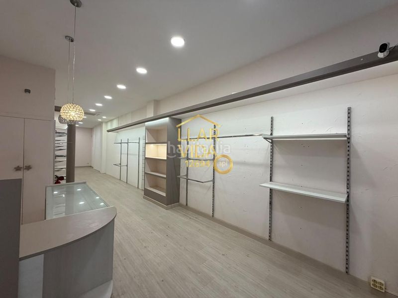 Foto c7a61813-7027-4a54-b20e-0bd1e4810477. Local comercial a Centre Històric Lleida