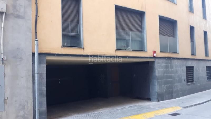 Foto 16db471e-e981-4546-8977-681da6dcde49. Aparcament cotxe a Tàrrega