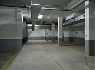 Parking voiture  De betlem. Garaje en tàrrega