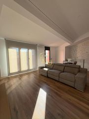 Duplex  Baixada de la trinitat. Magnífico ático dúplex en lleida