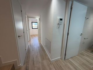 Rent Duplex  Calle lluís roca. Espectacular dúplex invertido de obra nueva en alquiler