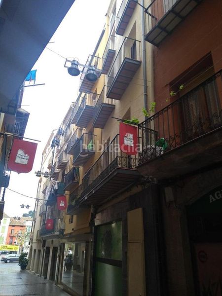 Foto 087c87d9-29fb-4384-a9e9-e7e07529b4dd. Edificio in Balaguer