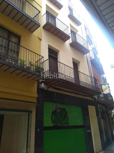 Foto 60b58df2-0ef4-42de-a0c8-d1915a38be6b. Edificio in Balaguer