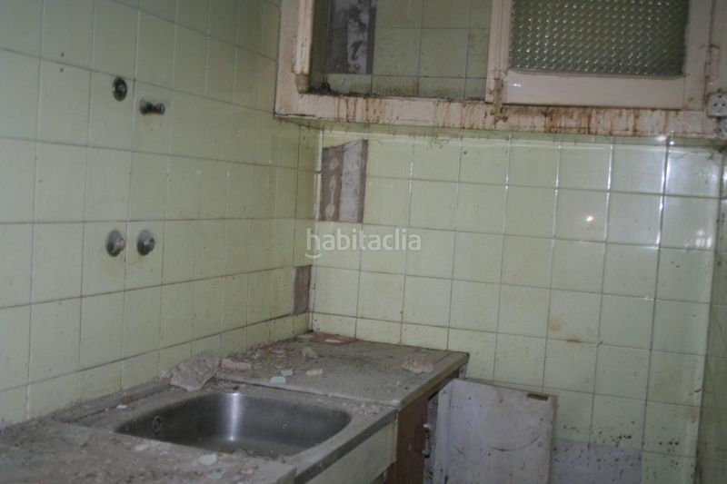 Foto a66fe2bd-6faa-4ffd-91f5-4821a584451f. Edificio in Balaguer