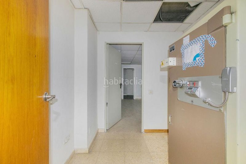 Foto 621423df-2eb5-48ff-94a0-a06558d17970. Alquiler local comercial local en alquiler en el centro en Lleida