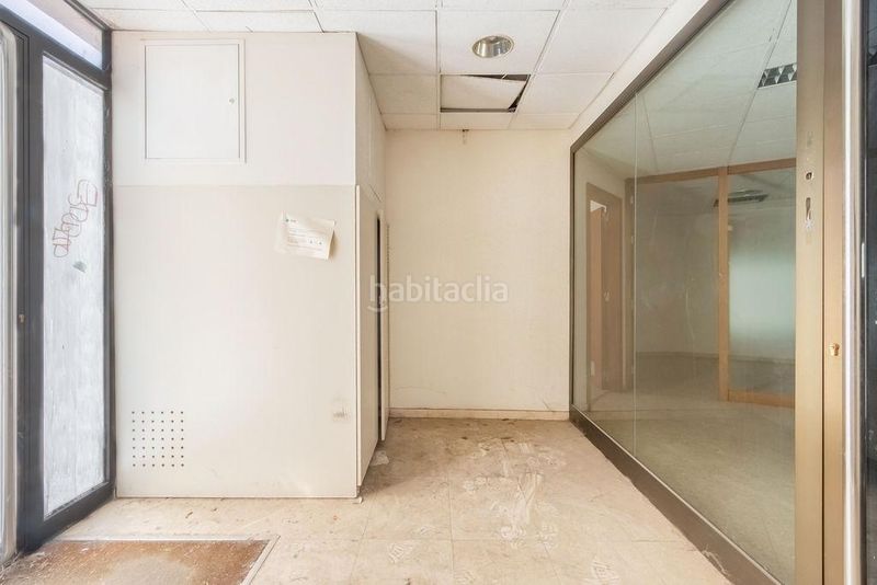 Foto df9d09c7-c038-418a-888f-8b7014151521. Alquiler local comercial local en alquiler en el centro en Lleida