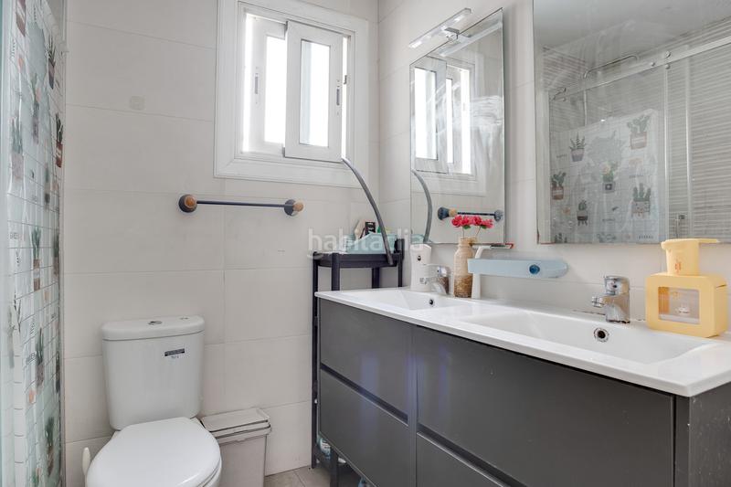 Foto 3d50596b-a335-4eb1-897a-fe5fc6293c73. Attico con parcheggio in Sants Barcelona