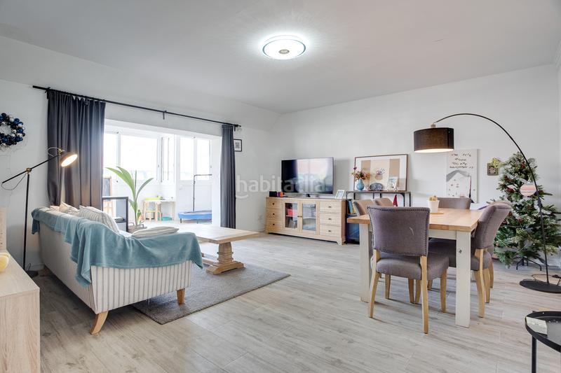 Foto 6c0c6f5a-7a75-463a-8977-e46c1626b8aa. Attico con parcheggio in Sants Barcelona