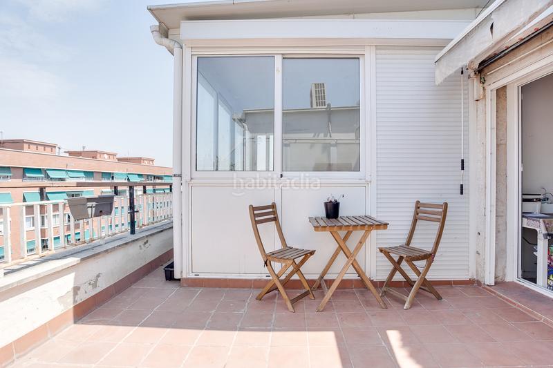 Foto 9be0139c-887c-4c60-bad4-30f9f800a714. Attique avec parking dans Sants Barcelona