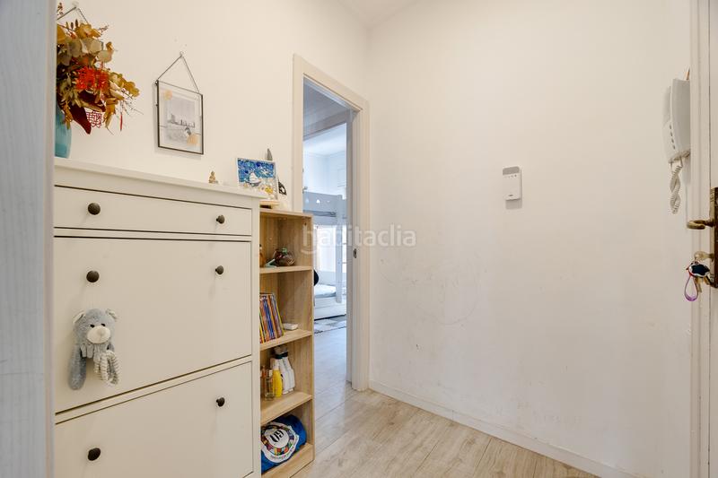 Foto 80d0f0ba-3d42-4f6b-adee-6c8b792d543a. Dachwohnung mit parking in Sants Barcelona