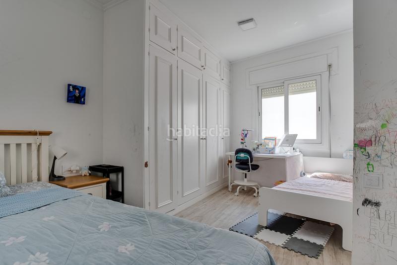 Foto a2bf5a9d-9155-47f7-8bd1-f6cf04ad3a9e. Dachwohnung mit parking in Sants Barcelona