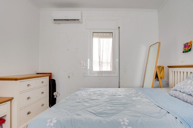 Foto b35e7e87-58a0-4907-a4f4-dcc250f4cd20. Dachwohnung mit parking in Sants Barcelona