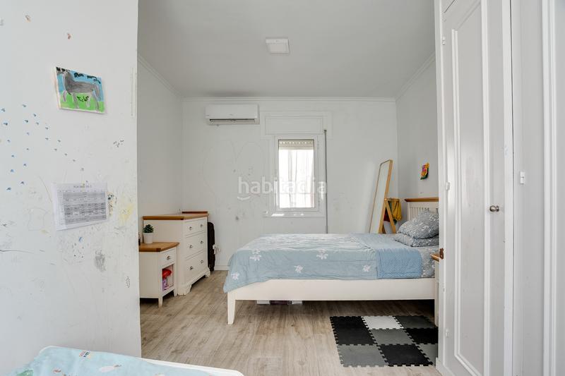 Foto fc34682a-67a6-4884-aee7-1f96d675f302. Dachwohnung mit parking in Sants Barcelona