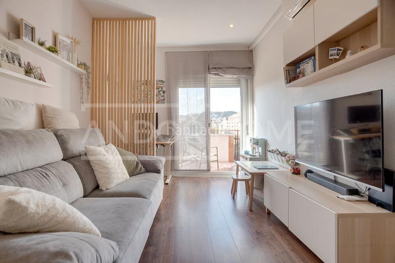 Foto b7b3c32d-eb4e-4492-8850-bc7d2bd04330. Piso en Fort Pienc Barcelona