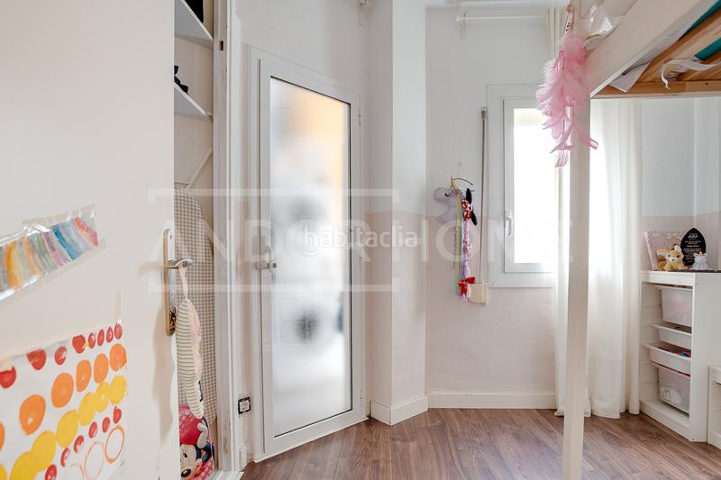 Foto d13c8fe5-b4ea-4ea2-abb4-f6529fb4dbbc. Piso en Fort Pienc Barcelona
