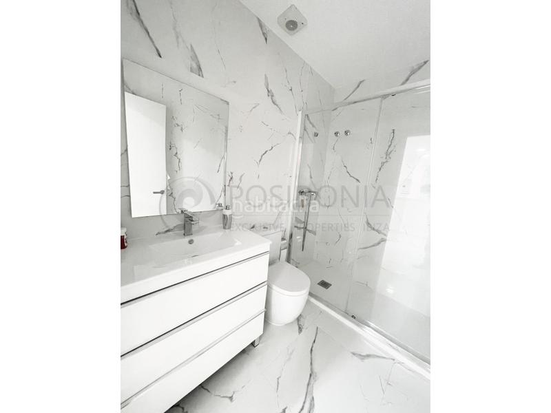 Foto 1a5398a0-a86c-4e2c-9598-c73826e48b54. Piccolo appartamento con parcheggio in Marina Botafoc-Talamanca Ibiza