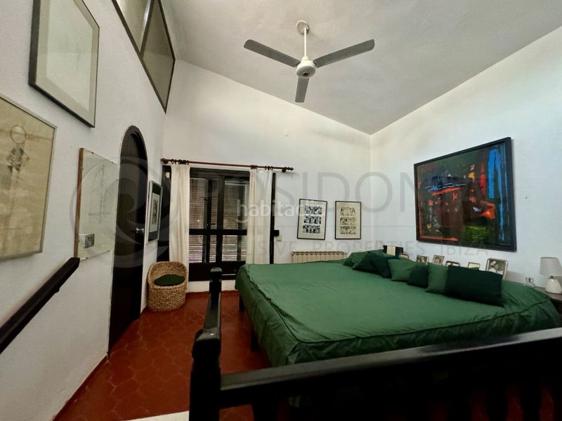 Foto 49867d30-6e24-47be-b35e-88495cdd76d6. Casa amb aparcament a Sant Antoni de Portmany