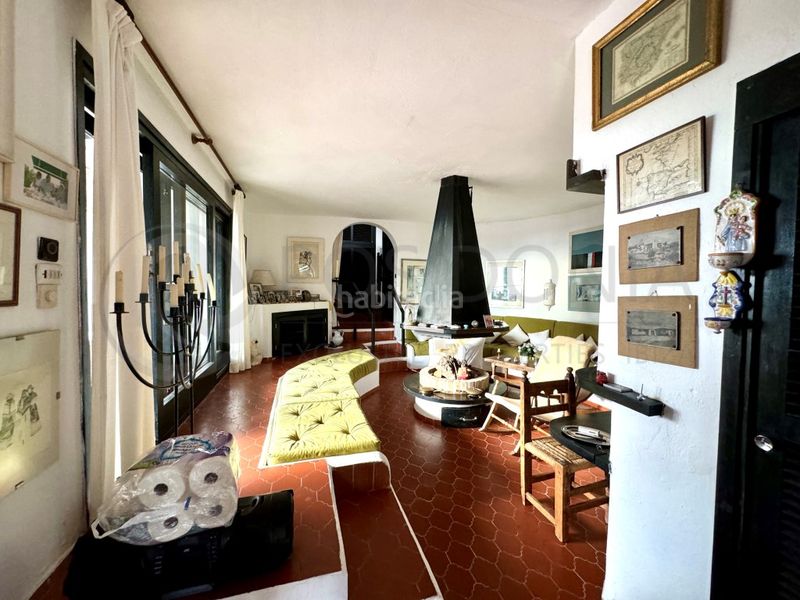 Foto a447f69f-e68d-42c2-9f09-308261272517. Casa amb aparcament a Sant Antoni de Portmany
