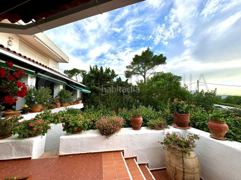 Foto b7917064-dd2c-4974-b7bb-5bab84e95590. Casa amb aparcament a Sant Antoni de Portmany