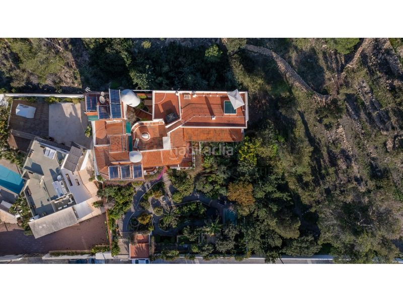 Foto dfb3343c-9e23-46cc-8649-a2deb0a44bc4. Casa amb aparcament a Sant Antoni de Portmany