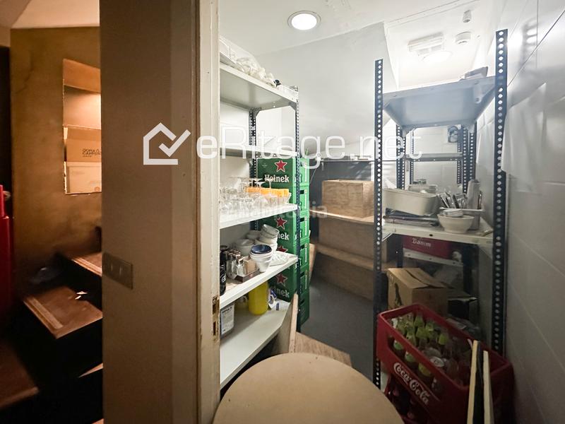 Foto cc23c419-d42b-4fab-a5f5-9263a5d47db2. Transfer business premise with heating in Sant Gervasi - Galvany Barcelona