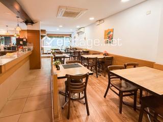 Transfer Business premise  Carrer de joan güell. Eritage traspasos le ofrece en exclusiva este restaurante con li