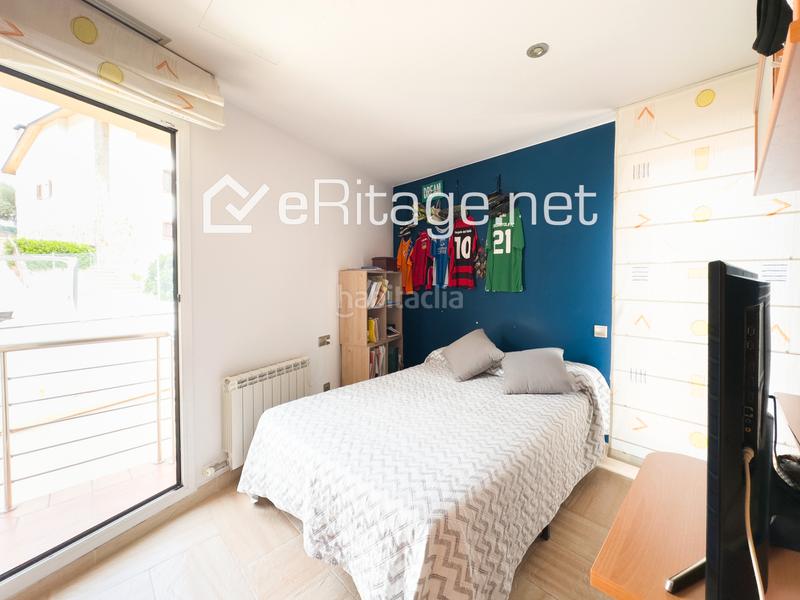 Foto 091bea62-cb0f-45ea-bcd2-5757e74c14b5. Chalet con piscina in Martinica - Ateneu Cerdanyola del Vallès