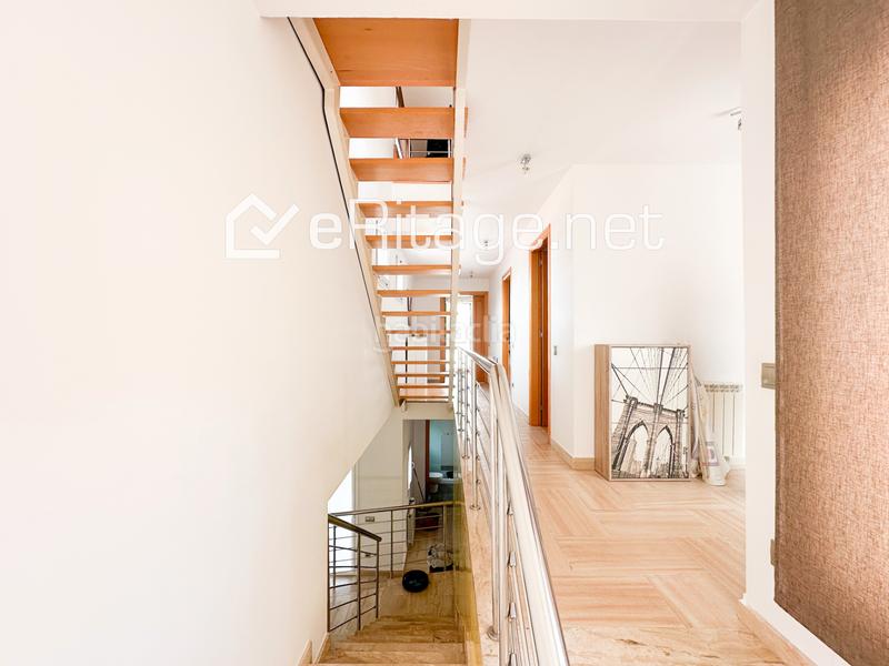 Foto 1960d769-677a-4402-a0ff-dd07ff1d5ed1. Chalet con piscina in Martinica - Ateneu Cerdanyola del Vallès