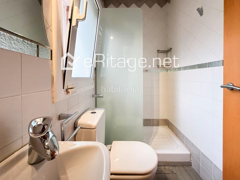 Foto 1e933380-d5db-4e19-ab82-9d0b4c7b876e. Chalet con piscina in Martinica - Ateneu Cerdanyola del Vallès