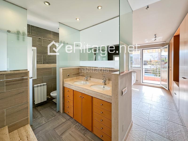 Foto 8a29abff-50f3-4554-a694-2285dd513be9. Chalet con piscina in Martinica - Ateneu Cerdanyola del Vallès